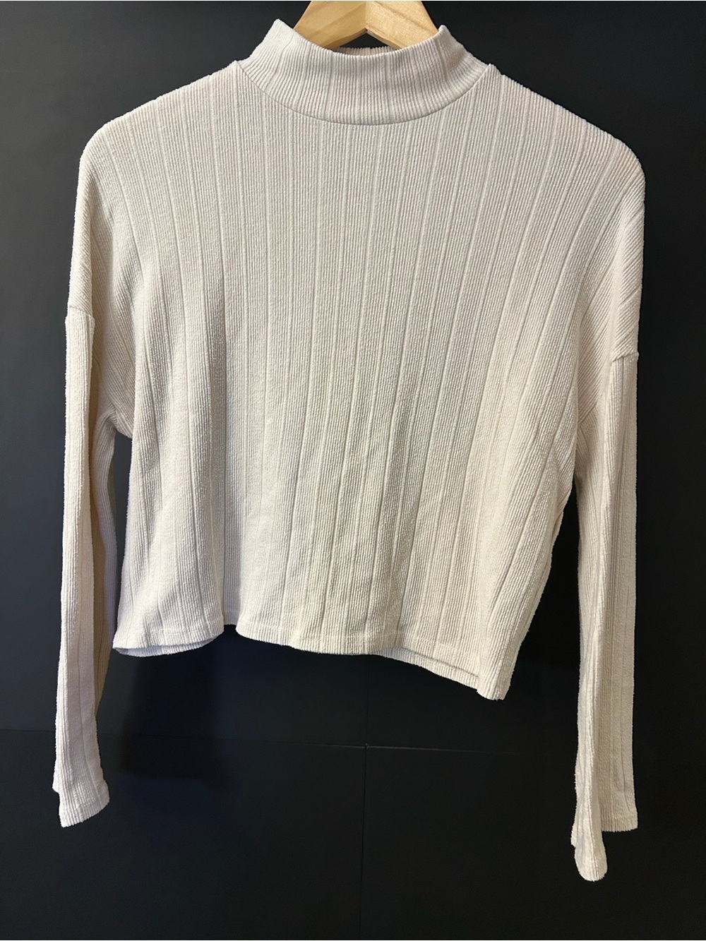 Amisu Cream Ribbed Mock Neck Long Sleeve Top